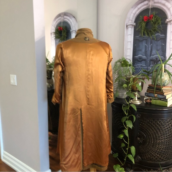 Long brown vintage 100% soft wool satin lining and a Belt ladies size S - Picture 5 of 8